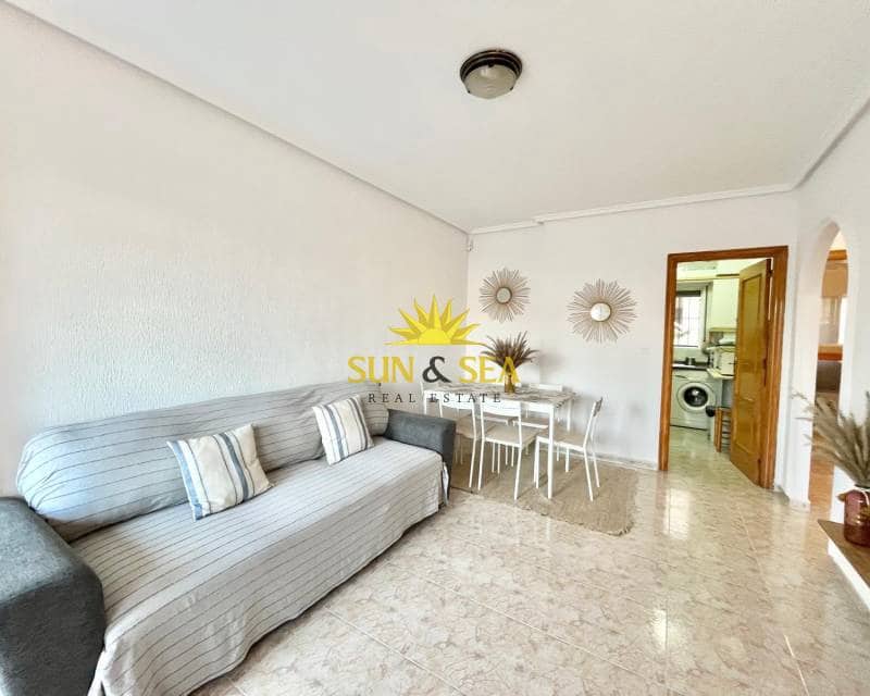 2 bedroom Apartment for rent in Torrevieja with pool - € 700 (Ref: 9251596)