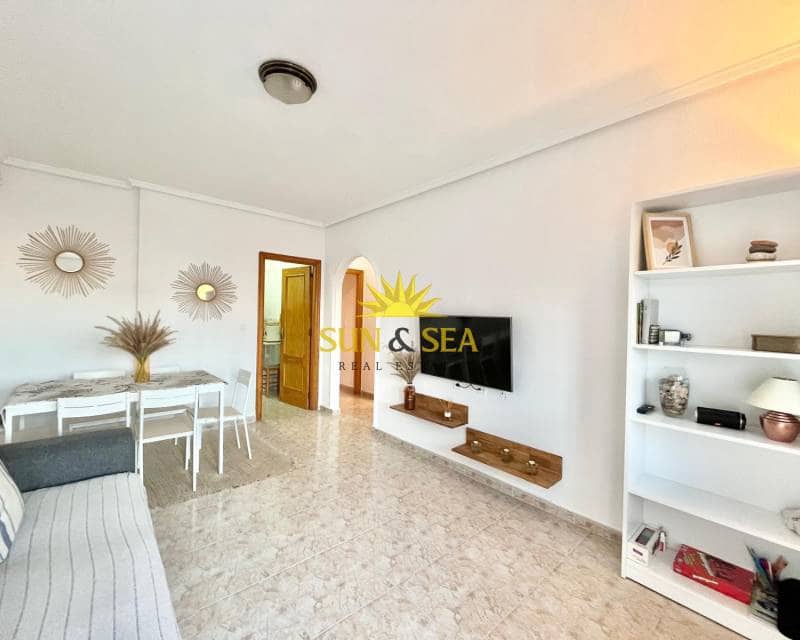 2 bedroom Apartment for rent in Torrevieja with pool - € 700 (Ref: 9251596)