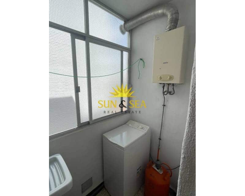 Appartement de 3 chambres à louer à Santa Pola - 650 € (Ref: 9253719)