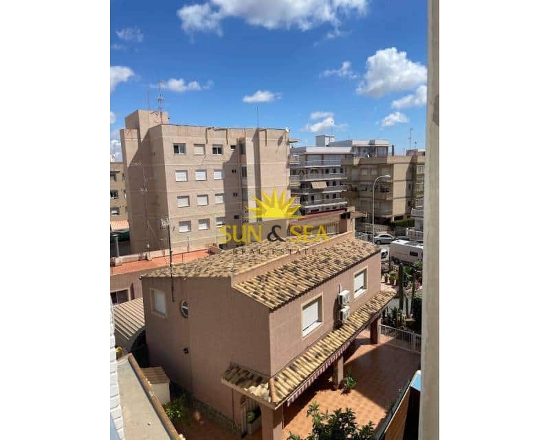 Appartement de 3 chambres à louer à Santa Pola - 650 € (Ref: 9253719)