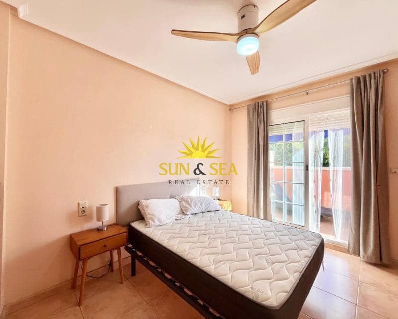 Villa/Maison de 4 chambres à louer à Santa Pola - 1 200 € (Ref: 9255544)