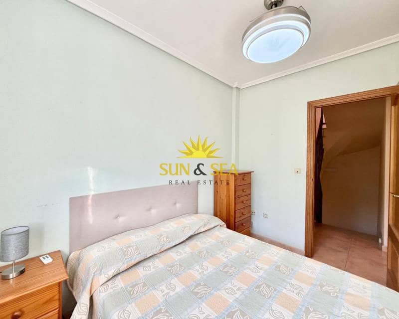 Villa/Maison de 4 chambres à louer à Santa Pola - 1 200 € (Ref: 9255544)
