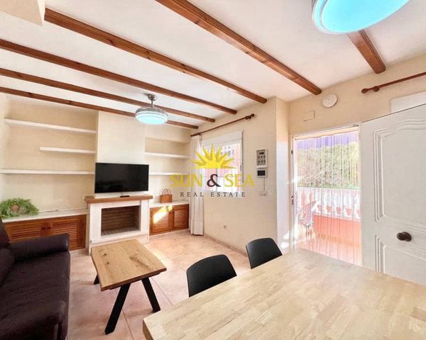 Villa/Maison de 4 chambres à louer à Gran Playa, Santa Pola - 1 200 € (Ref: 9255544)