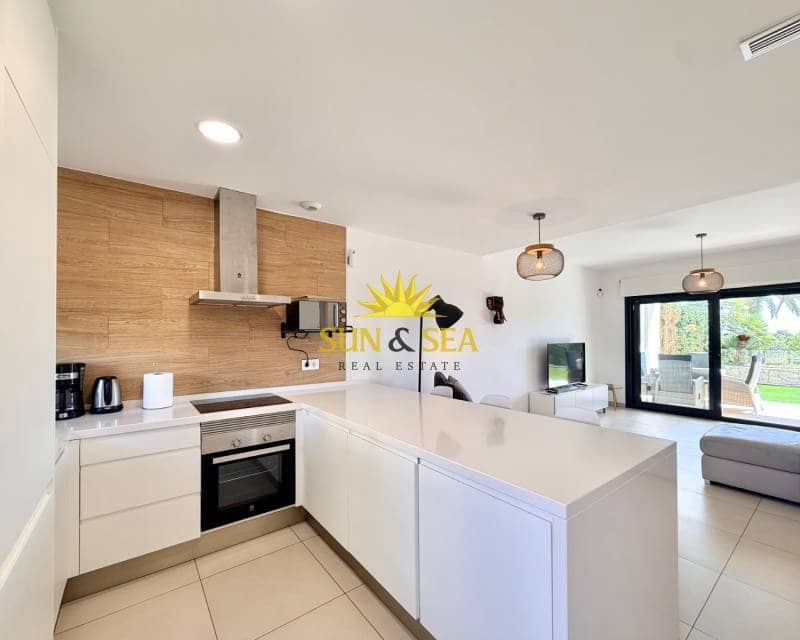 2 bedroom Townhouse for rent in Pilar de la Horadada with pool - € 1,500 (Ref: 9258038)