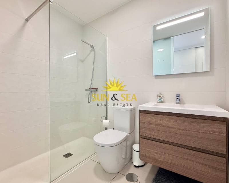 2 bedroom Townhouse for rent in Pilar de la Horadada with pool - € 1,500 (Ref: 9258038)