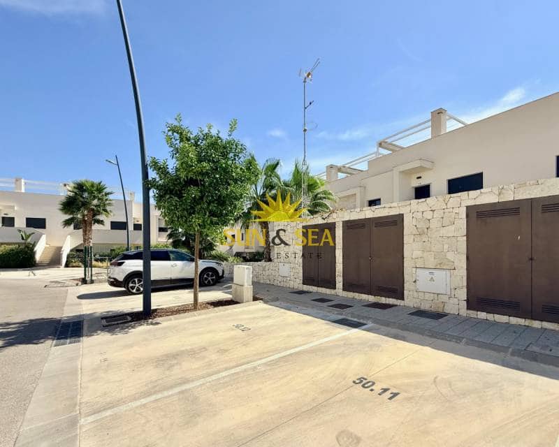 2 bedroom Townhouse for rent in Pilar de la Horadada with pool - € 1,500 (Ref: 9258038)