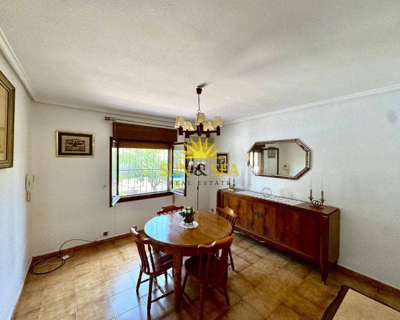 3 soveværelse Villa til leje i Ciudad Quesada med swimmingpool garage - € 2.000 (Ref: 9261984)