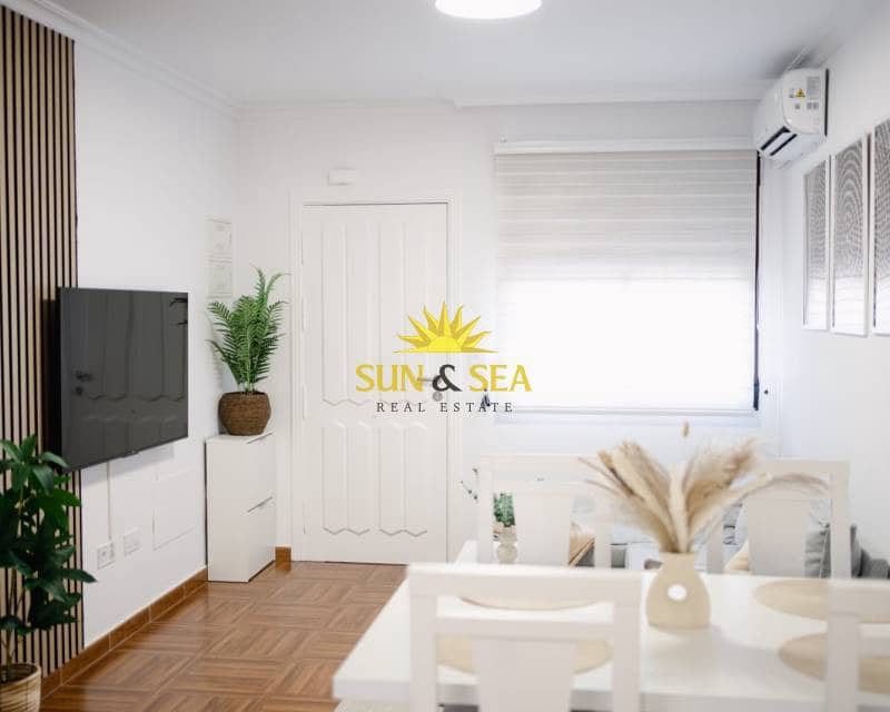 2 sypialnia Apartament do wynajęcia w Aguas Nuevas z basenem garażem - 900 € (Ref: 9261985)