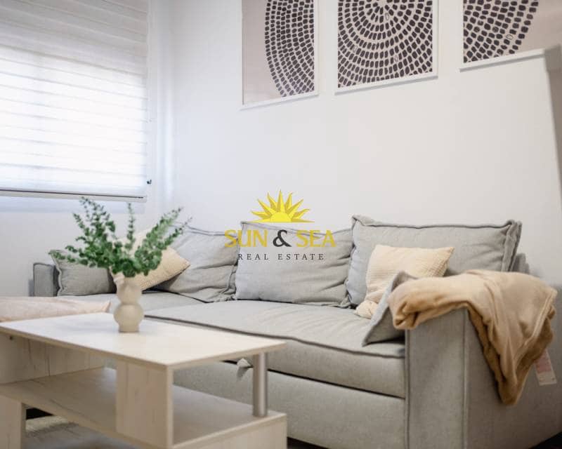 2 sypialnia Apartament do wynajęcia w Aguas Nuevas z basenem garażem - 900 € (Ref: 9261985)