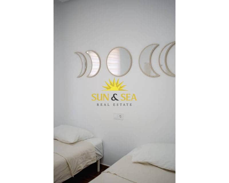 2 sypialnia Apartament do wynajęcia w Aguas Nuevas z basenem garażem - 900 € (Ref: 9261985)