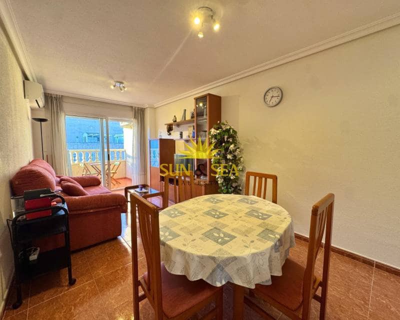 2 bedroom Apartment for rent in Torrevieja - € 700 (Ref: 9262056)