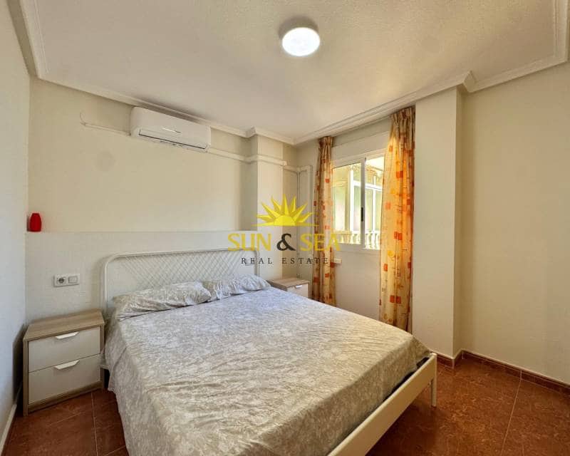 2 bedroom Apartment for rent in Torrevieja - € 700 (Ref: 9262056)