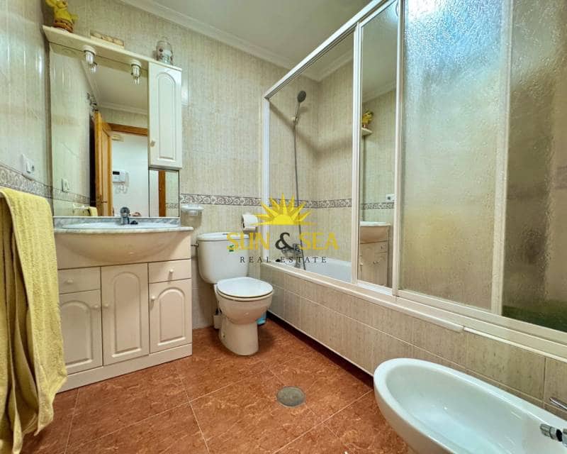 2 bedroom Apartment for rent in Torrevieja - € 700 (Ref: 9262056)