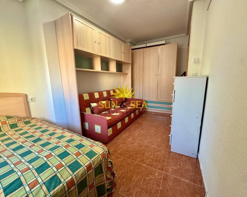 2 bedroom Apartment for rent in Torrevieja - € 700 (Ref: 9262056)