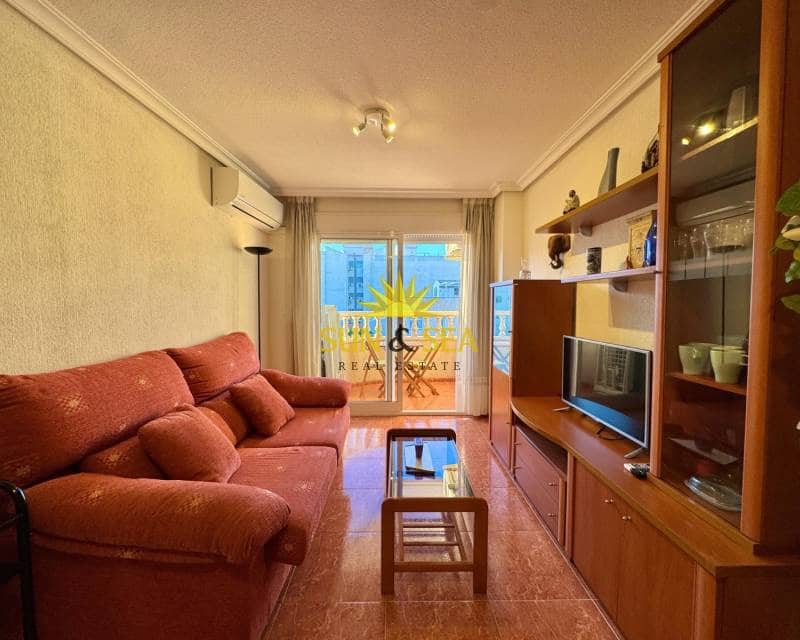 2 bedroom Apartment for rent in Torrevieja - € 700 (Ref: 9262056)