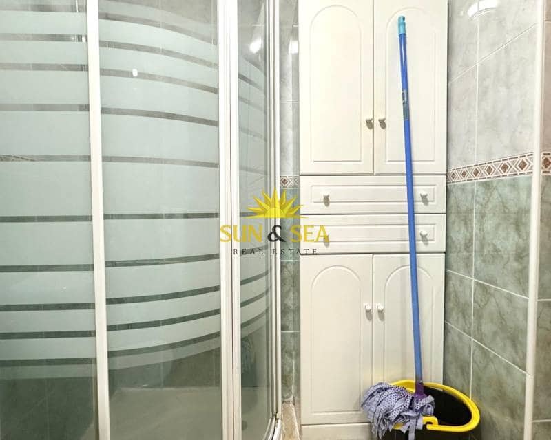 2 bedroom Apartment for rent in Torrevieja - € 900 (Ref: 9267595)