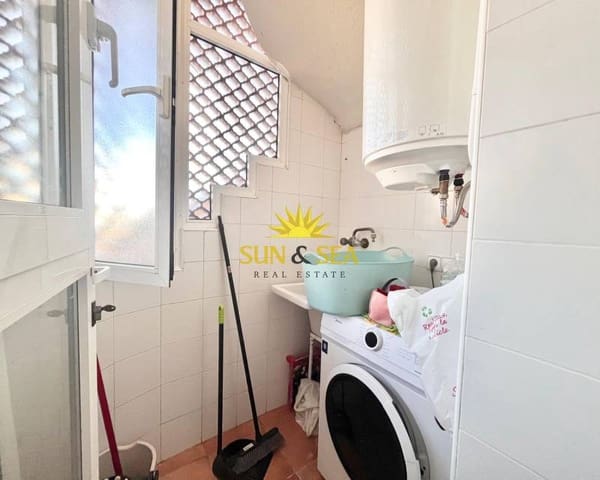 2 makuuhuone Kattohuoneisto vuokrattavana paikassa Playa Honda, Cartagena mukana uima-altaan 
autotalli - 650 € (Ref: 9270298)