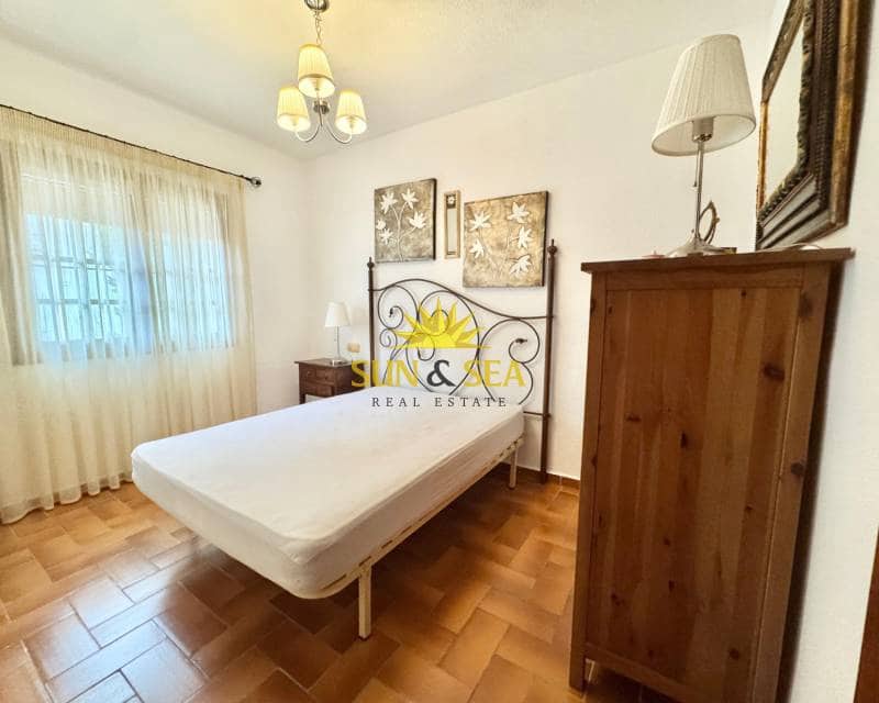 2 Zimmer Haus zu vermieten in Torrevieja mit Pool - 1.200 € (Ref: 9271925)