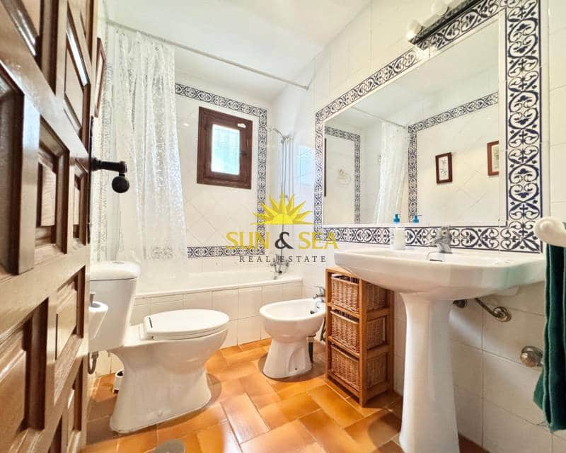 2 Zimmer Haus zu vermieten in Torrevieja mit Pool - 1.200 € (Ref: 9271925)