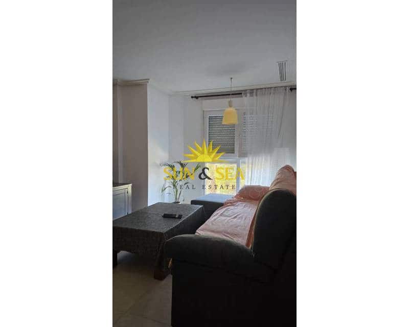 2 soveværelse Lejlighed til salg i Elche / Elx - € 160.000 (Ref: 9271926)