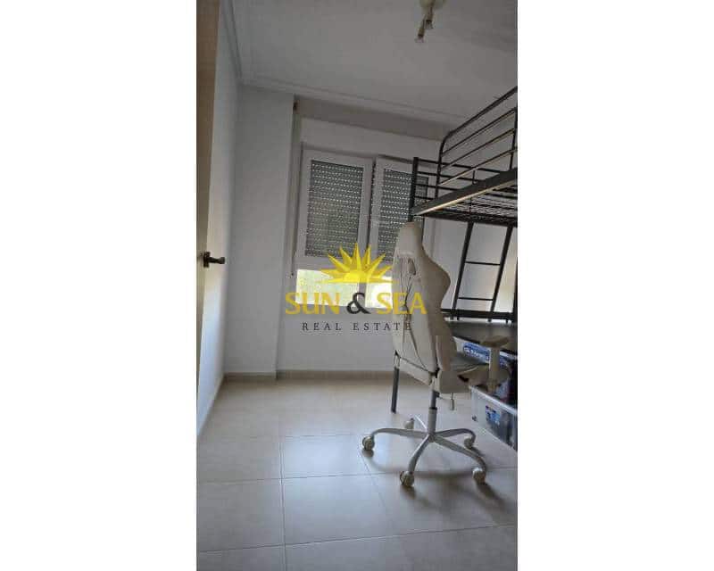 2 soveværelse Lejlighed til salg i Elche / Elx - € 160.000 (Ref: 9271926)