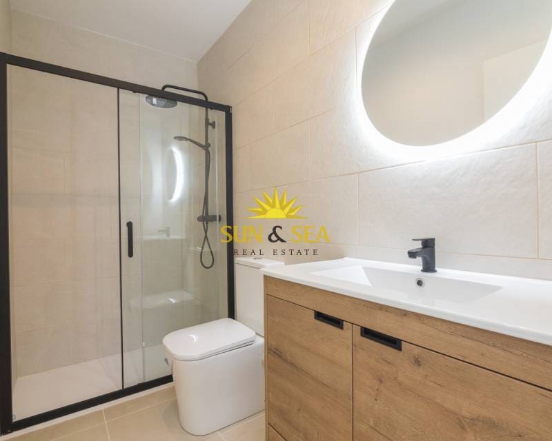 2 sypialnia Apartament do wynajęcia w Elche / Elx - 1 200 € (Ref: 9275213)