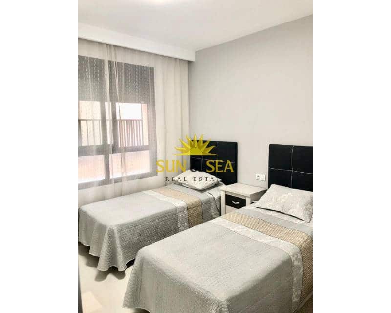 3 soveværelse Byhus til leje i El Mojon med swimmingpool - € 1.100 (Ref: 9278488)