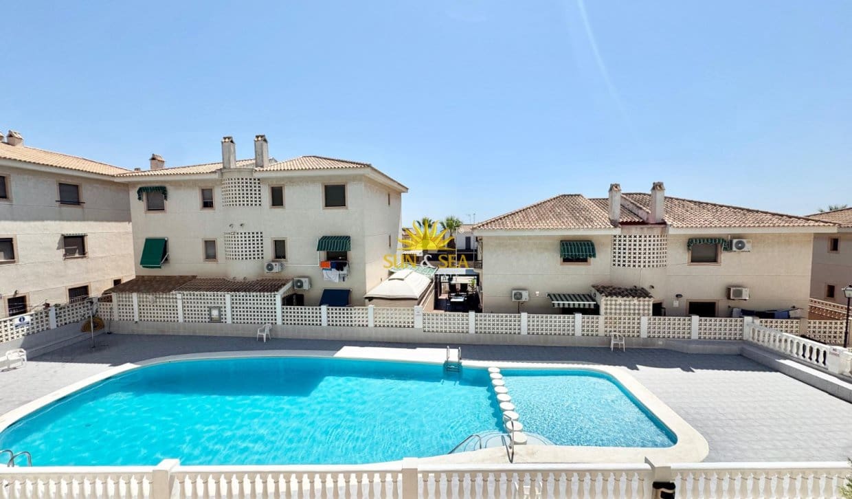 2 sovrum Lägenhet för semesterbostäder i Guardamar del Segura med pool - 550 € (Ref: 9278730)