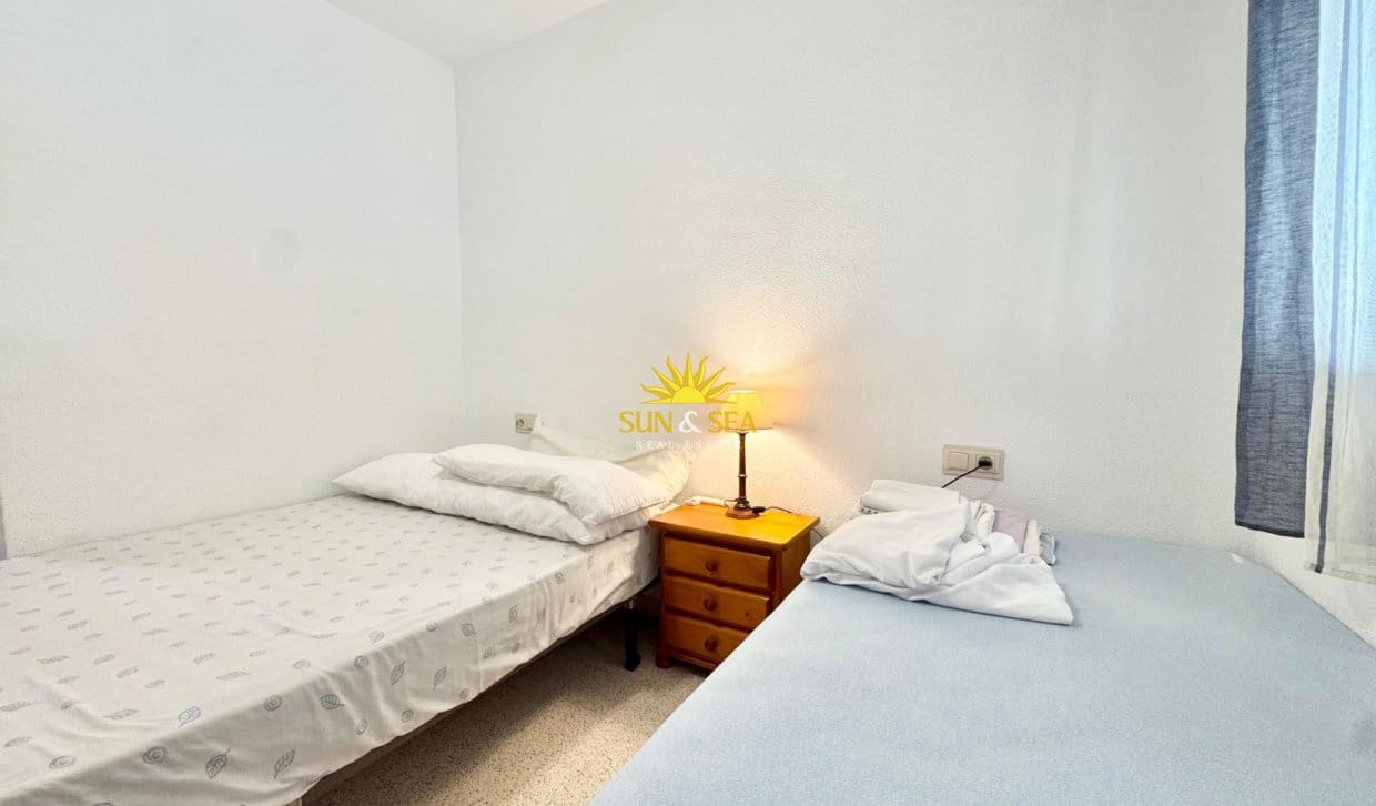 2 sovrum Lägenhet för semesterbostäder i Guardamar del Segura med pool - 550 € (Ref: 9278730)