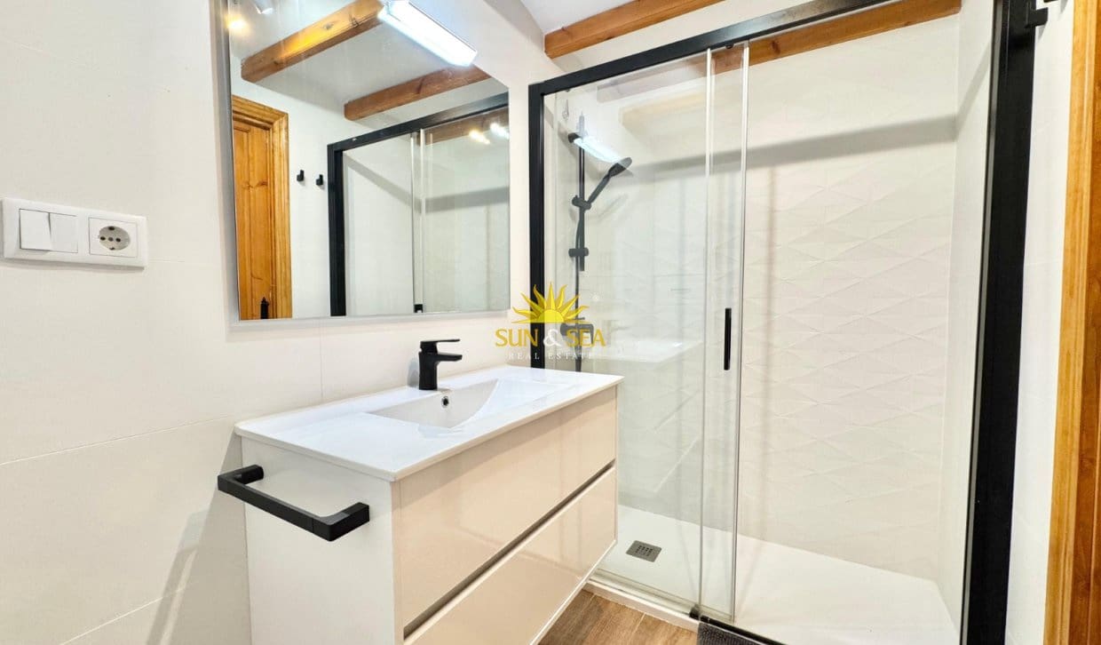 2 sovrum Lägenhet för semesterbostäder i Guardamar del Segura med pool - 550 € (Ref: 9278730)