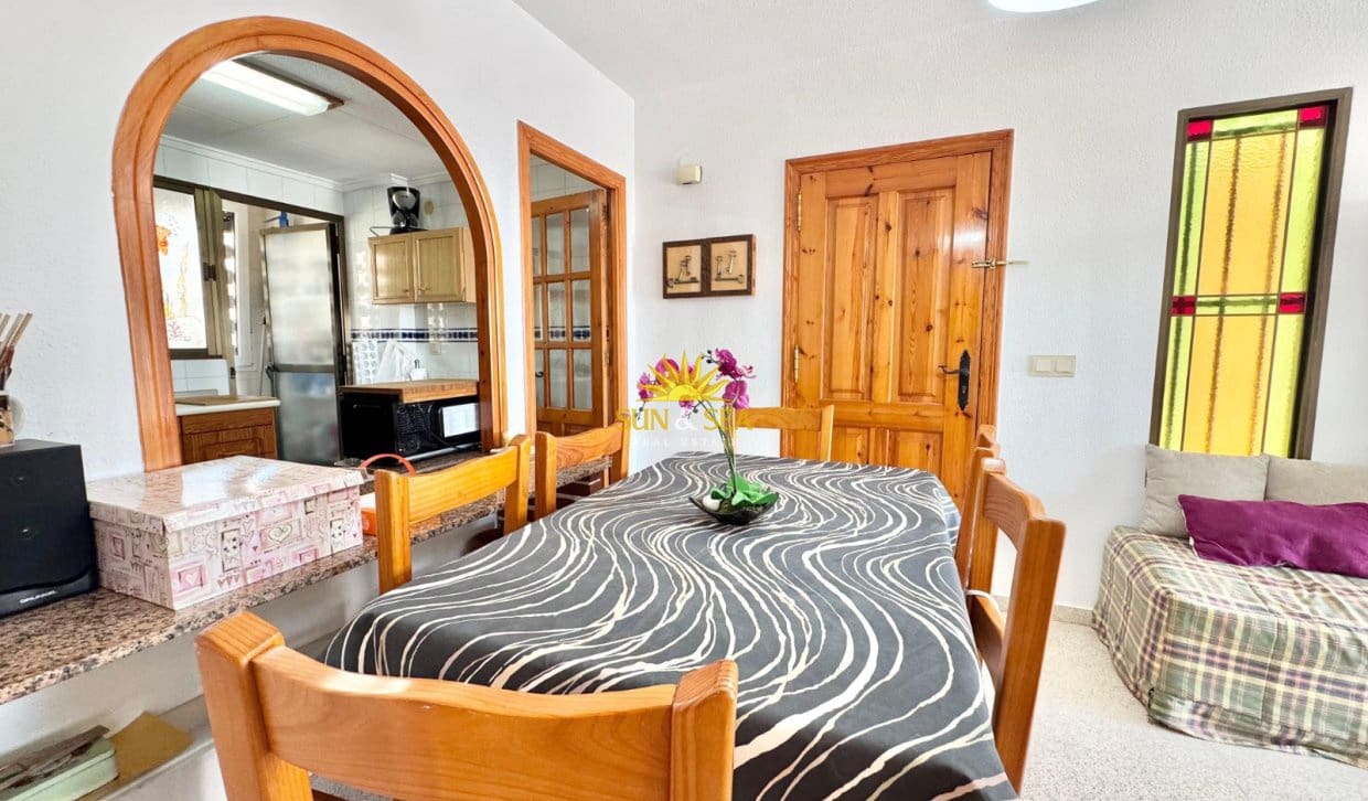 2 sovrum Lägenhet för semesterbostäder i Guardamar del Segura med pool - 550 € (Ref: 9278730)