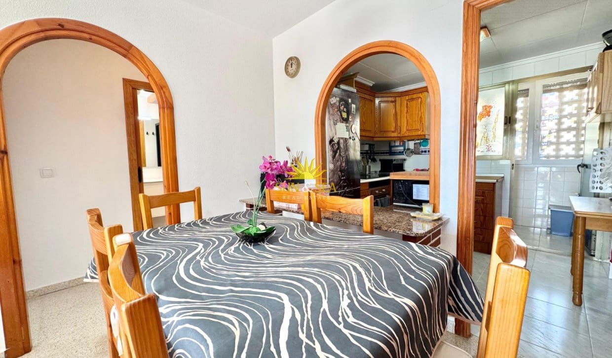 2 sovrum Lägenhet för semesterbostäder i Guardamar del Segura med pool - 550 € (Ref: 9278730)