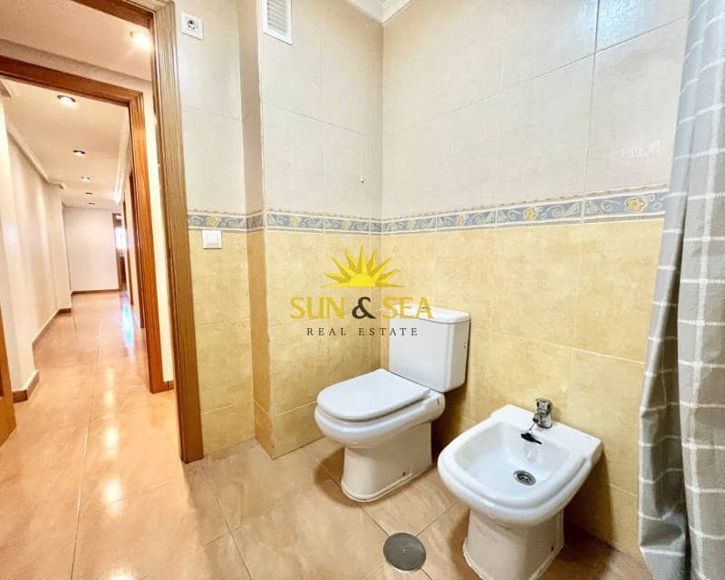 3 soveværelse Lejlighed til leje i Dolores - € 750 (Ref: 9279787)