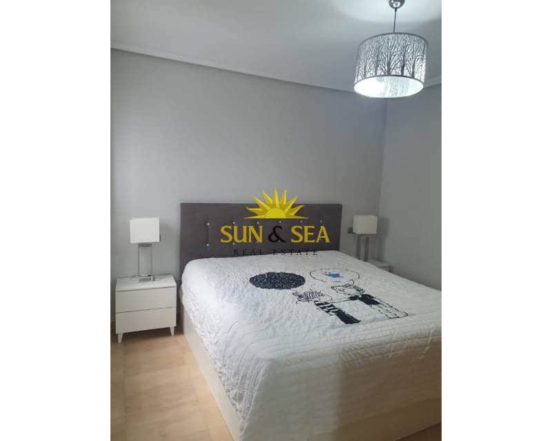 3 makuuhuone Huoneisto vuokrattavana paikassa Ciudad Quesada - 850 € (Ref: 9283948)