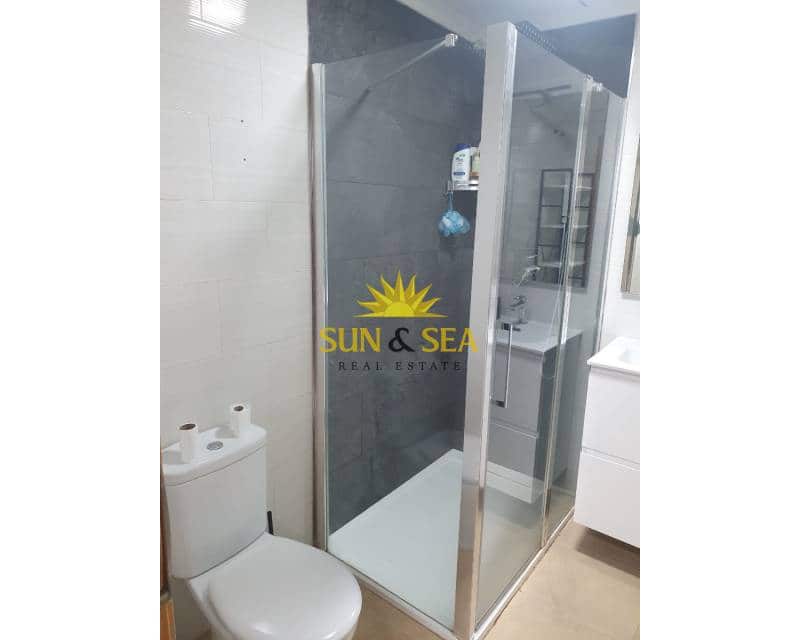 3 makuuhuone Huoneisto vuokrattavana paikassa Ciudad Quesada - 850 € (Ref: 9283948)