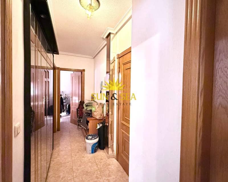 Piso de 2 habitaciones en Torrevieja en venta - 143.000 € (Ref: 9288267)