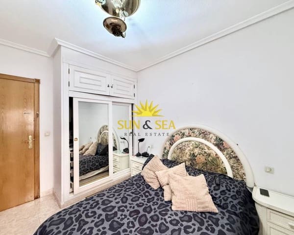 Piso de 2 habitaciones en Centro, Torrevieja en venta - 143.000 € (Ref: 9288267)