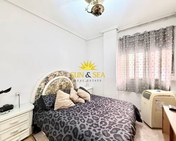 Piso de 2 habitaciones en Centro, Torrevieja en venta - 143.000 € (Ref: 9288267)