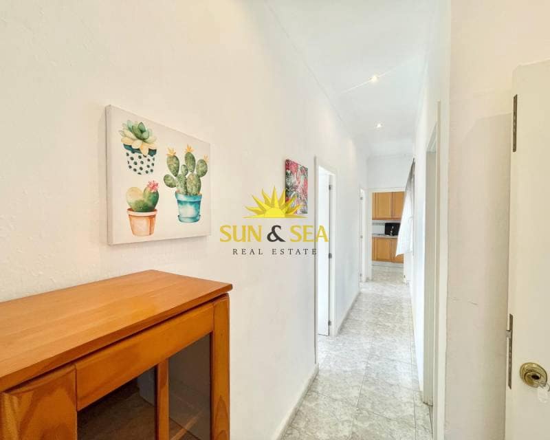 3 quarto Apartamento para arrendar em Torre del Moro com piscina - 950 € (Ref: 9288493)