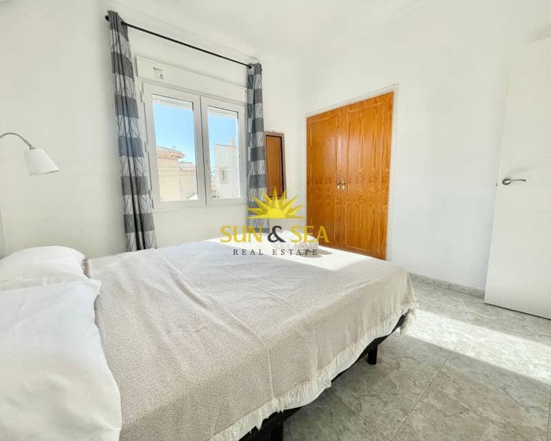 3 quarto Apartamento para arrendar em Torre del Moro com piscina - 950 € (Ref: 9288493)