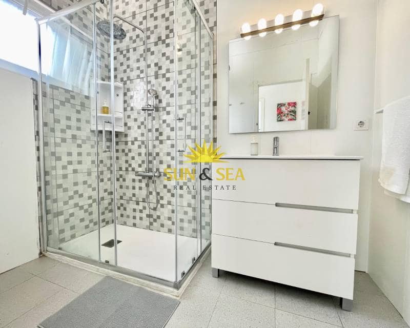 3 quarto Apartamento para arrendar em Torre del Moro com piscina - 950 € (Ref: 9288493)