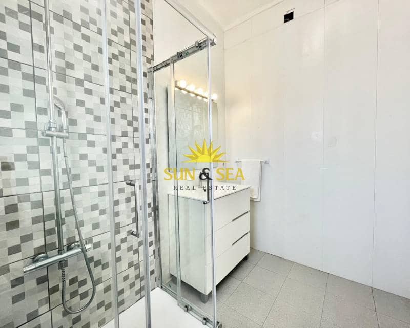 3 quarto Apartamento para arrendar em Torre del Moro com piscina - 950 € (Ref: 9288493)