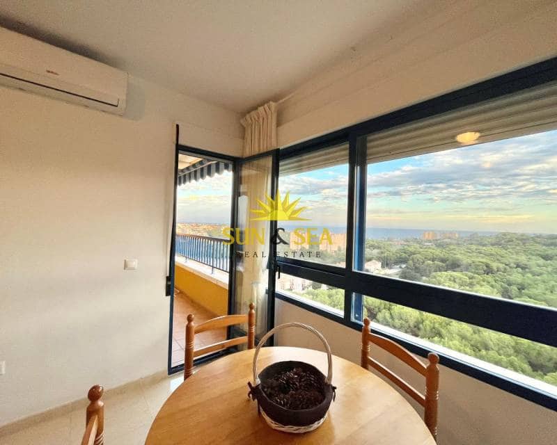 2 soveværelse Lejlighed til leje i Dehesa de Campoamor med swimmingpool garage - € 700 (Ref: 9292356)