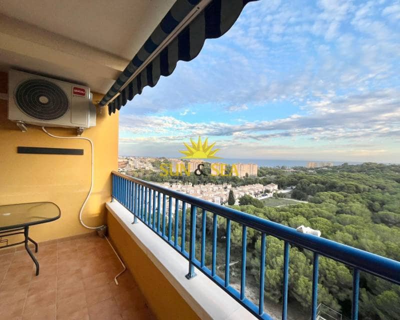 2 soveværelse Lejlighed til leje i Dehesa de Campoamor med swimmingpool garage - € 700 (Ref: 9292356)