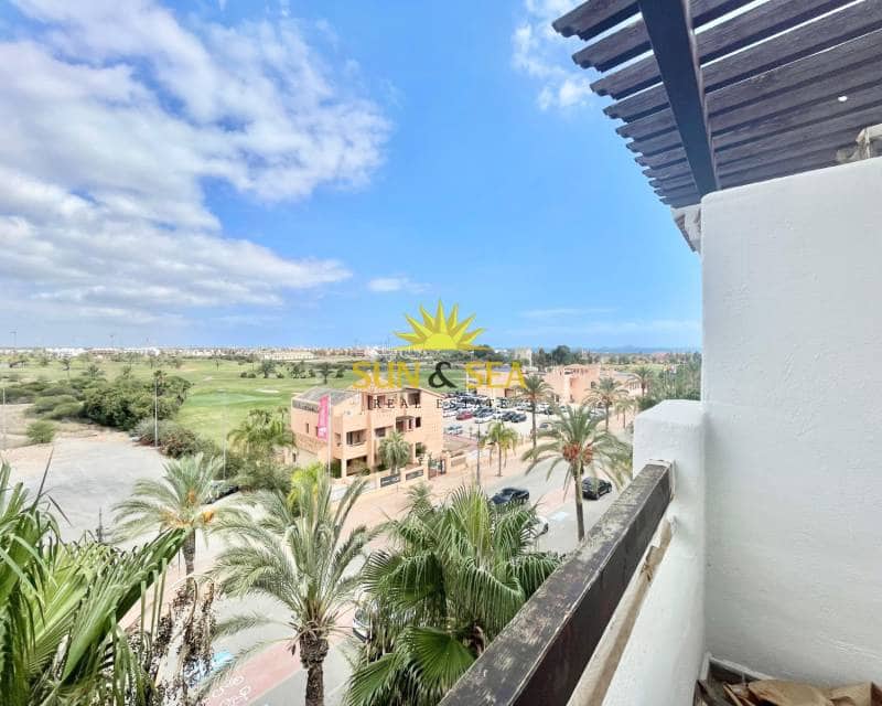 2 soveværelse Penthouse til leje i Los Alcazares med swimmingpool - € 800 (Ref: 9294003)