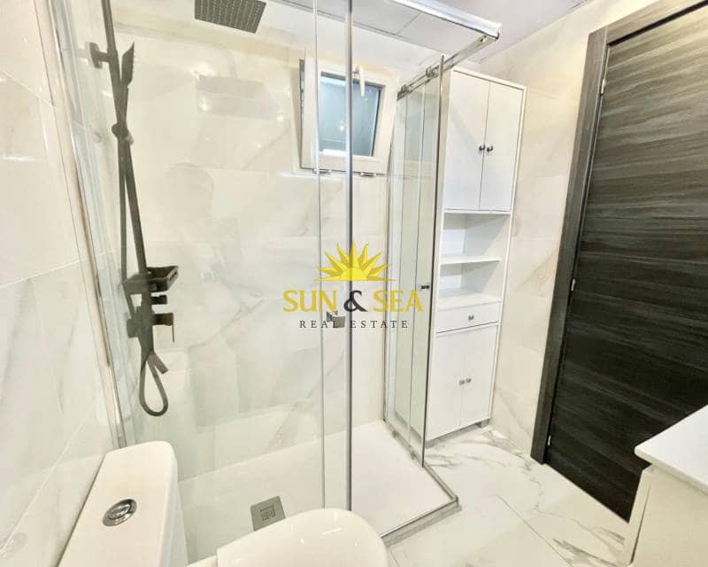 3 chambre Appartement à vendre à Torrevieja - 197 000 € (Ref: 9296066)