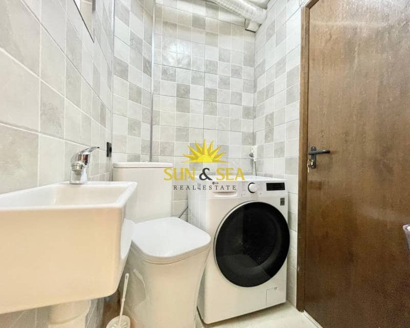 3 chambre Appartement à vendre à Torrevieja - 197 000 € (Ref: 9296066)