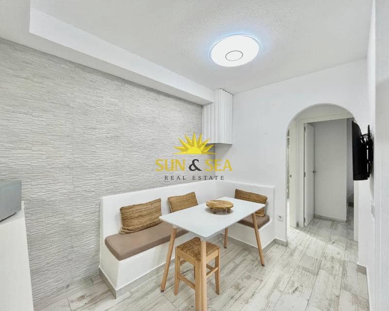 2 bedroom Apartment for rent in La Veleta - € 800 (Ref: 9296501)