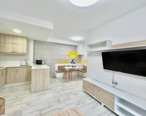 Apartamento de 2 habitaciones en La Veleta, Torrevieja en alquiler - 800 € (Ref: 9296501)