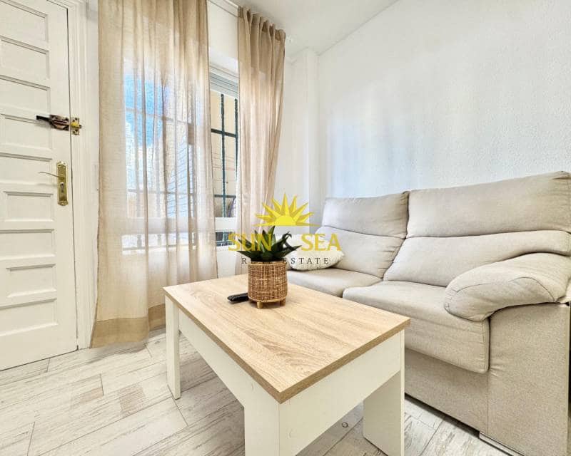 2 bedroom Flat for rent in La Veleta - € 800 (Ref: 9296501)